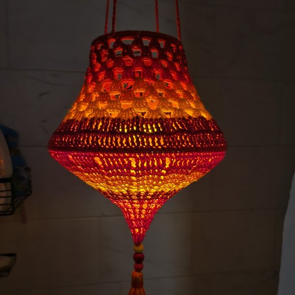 Handmade crochet hanging lantern - Picture 6 of 6